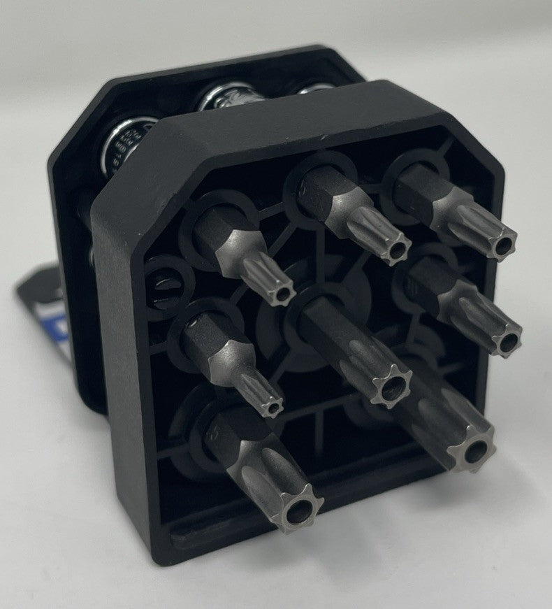Kobalt 8 -Piece 1/4-in 3/8-in Drive Set Tamper-proof Torx Bit Driver Socket Set
