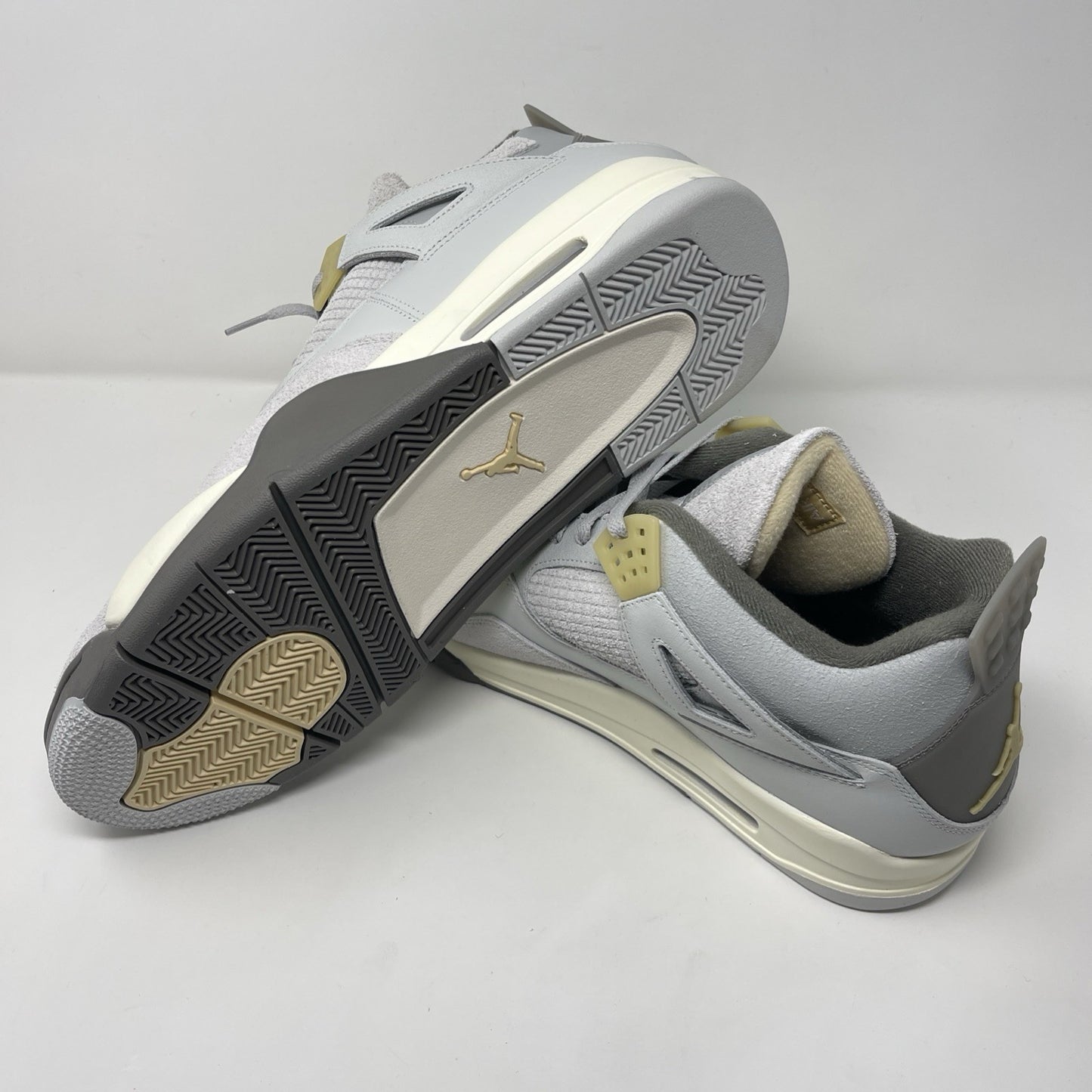 Jordan 4 Retro SE Low Craft 